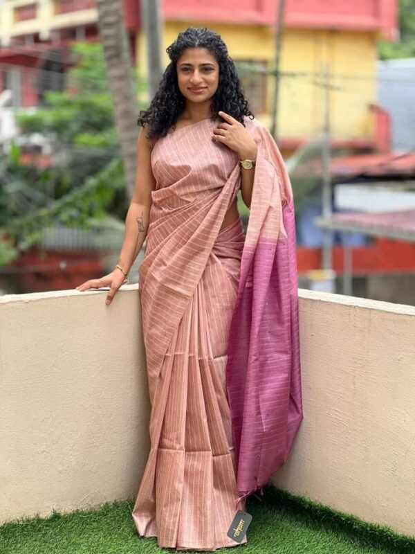 MAHATI  Peach  Muga Silk Handloom Saree