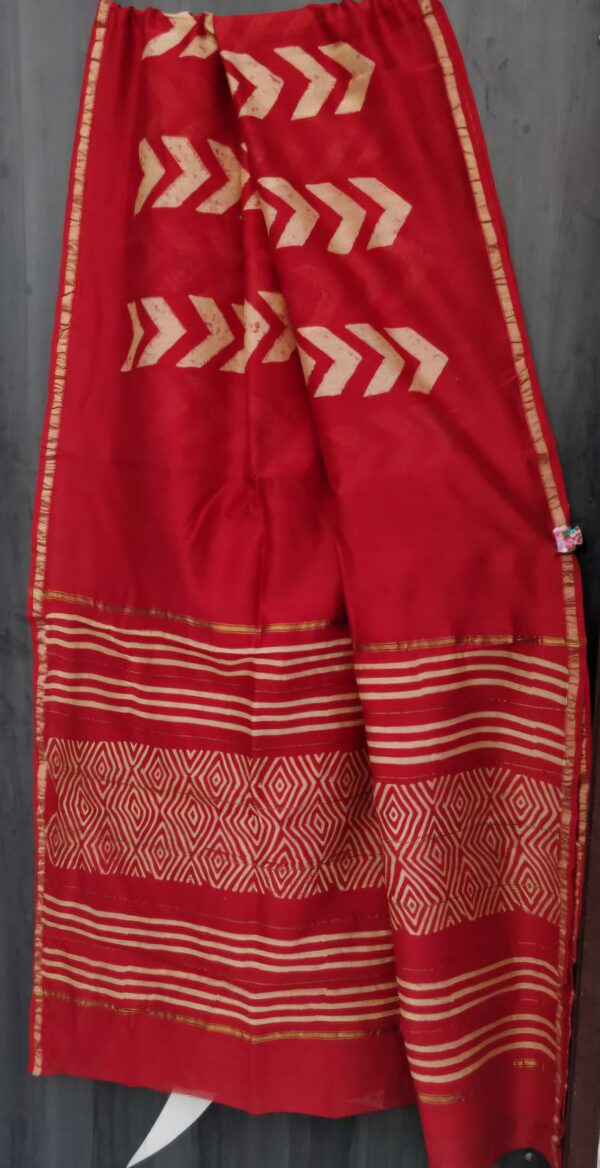 MAHATI Designer Chanderi Silk Saree - Red