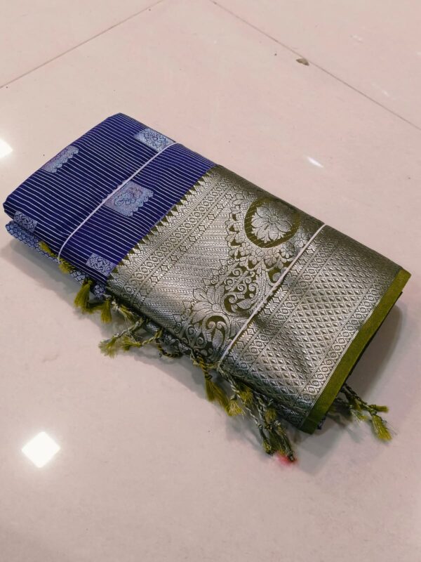 Kanjivaram Handloom Soft Silk Saree - Blue