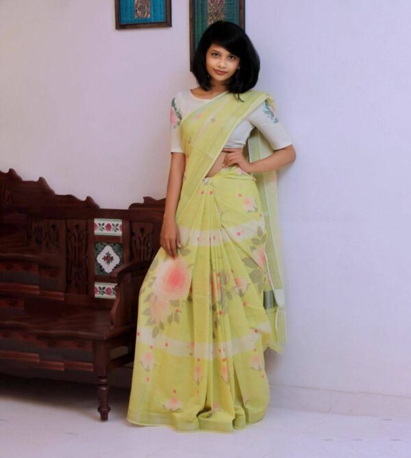 Floral Printed Soft Linen Saree