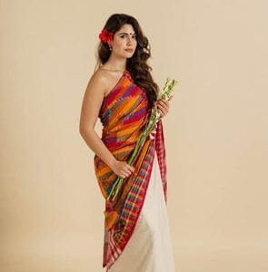 Gamcha Katki Khadi Cotton Handloom Saree - Red